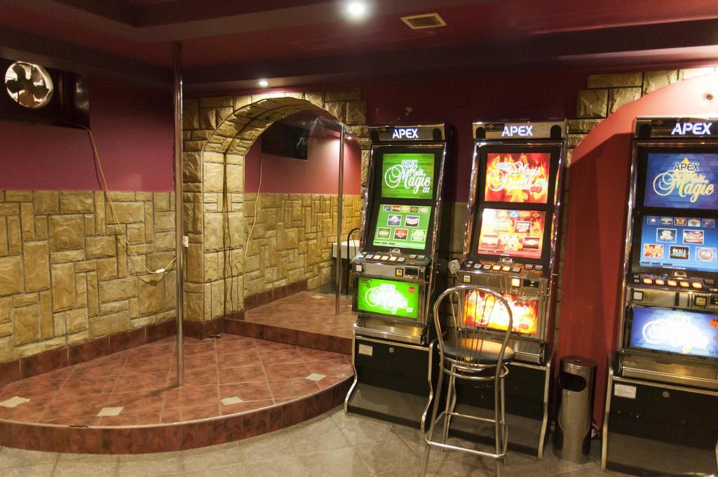 Uslugi Hotelarskie Las Vegas Międzyrzec Podlaski Eksteriør billede